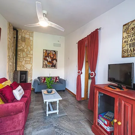 Apartment Luxury 2 Bedroom Self Catering