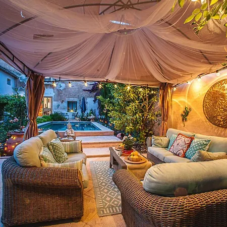 Apartment Luxury 2 Bedroom Self Catering