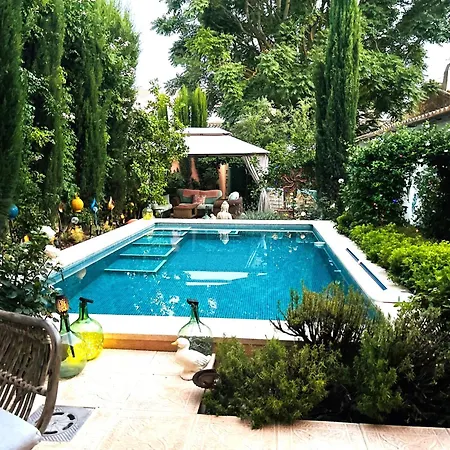 Luxury 2 Bedroom Self Catering Apartment Pinoso