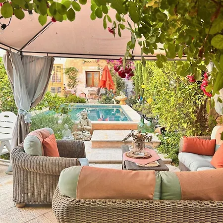 Luxury 2 Bedroom Self Catering *